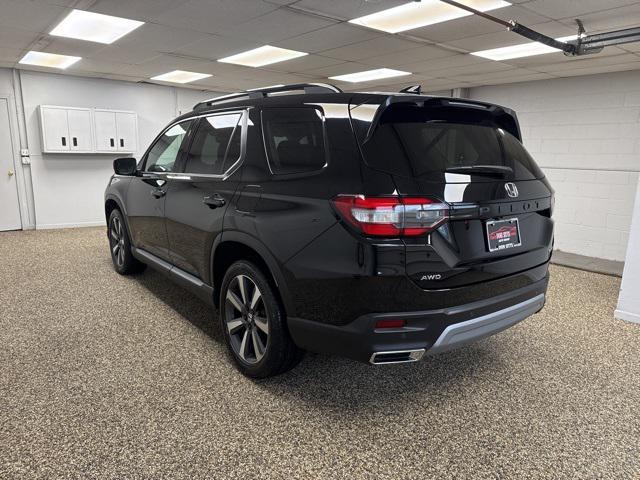 used 2023 Honda Pilot car, priced at $40,995