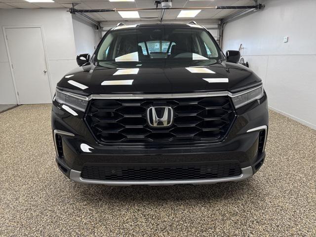 used 2023 Honda Pilot car, priced at $40,995