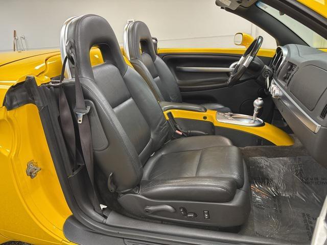 used 2004 Chevrolet SSR car, priced at $21,995