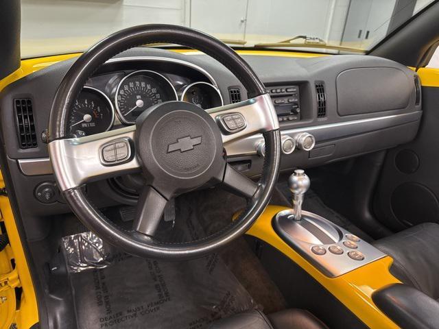 used 2004 Chevrolet SSR car, priced at $21,995