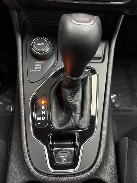 used 2019 Jeep Cherokee car, priced at $20,914