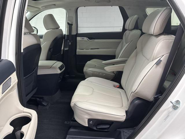 used 2023 Hyundai Palisade car, priced at $38,995