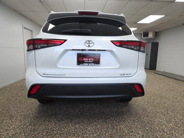 used 2022 Toyota Highlander car, priced at $37,995