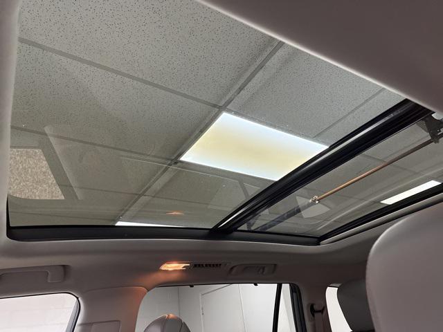 used 2023 Toyota Highlander car, priced at $41,995