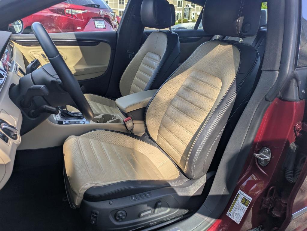 used 2014 Volkswagen CC car, priced at $9,000