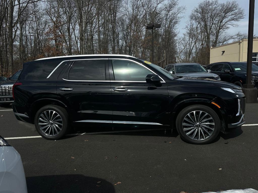 used 2023 Hyundai Palisade car, priced at $40,948