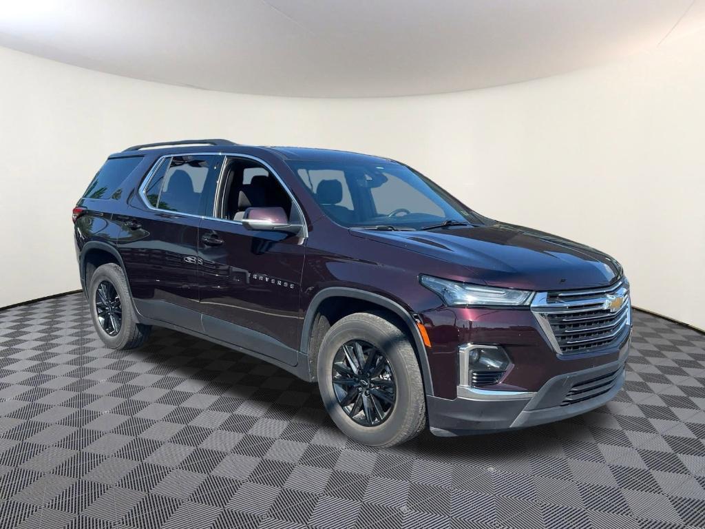 used 2023 Chevrolet Traverse car, priced at $32,449