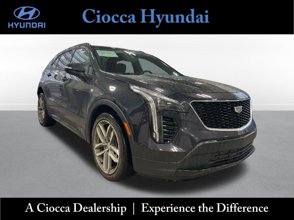 used 2022 Cadillac XT4 car, priced at $29,554