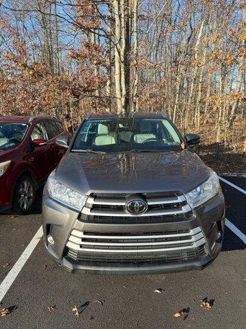 used 2018 Toyota Highlander car, priced at $24,403