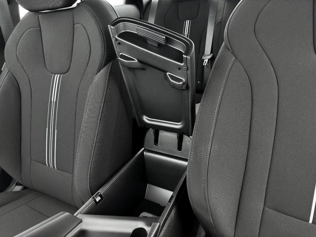 new 2025 Hyundai Elantra car, priced at $24,311