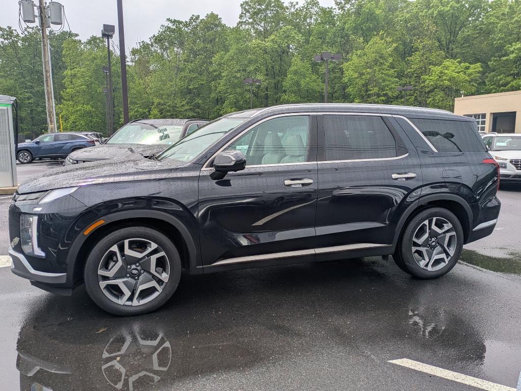 used 2024 Hyundai Palisade car, priced at $41,821