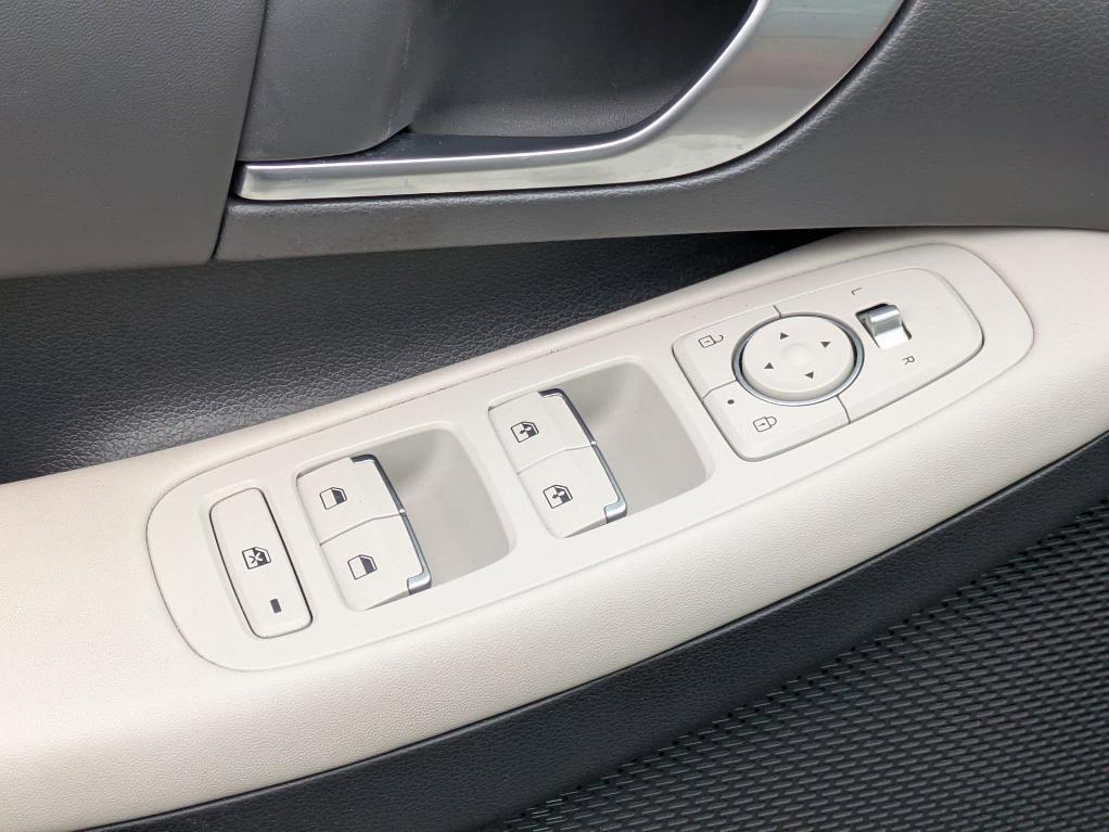 used 2021 Hyundai Sonata car, priced at $20,268