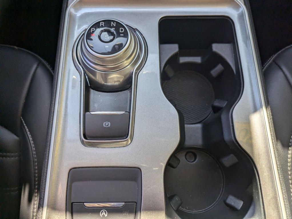 used 2024 Ford Edge car, priced at $24,497