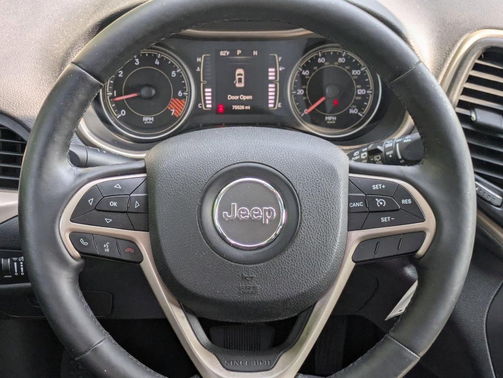 used 2014 Jeep Cherokee car, priced at $12,500