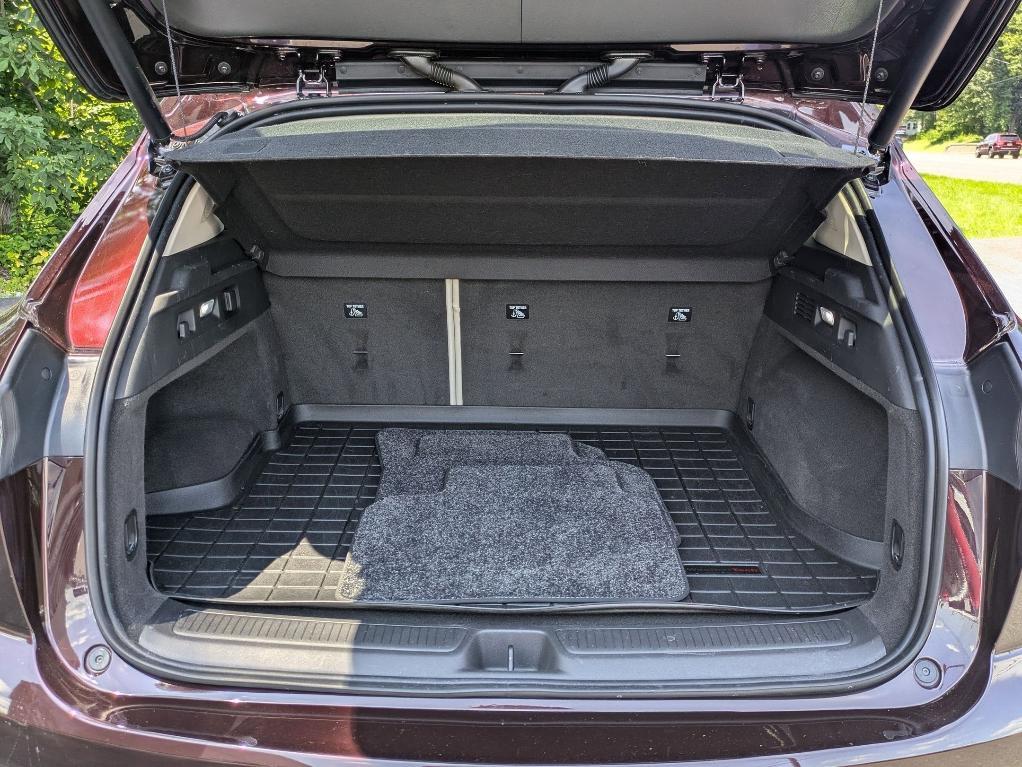 used 2022 Buick Envision car, priced at $32,092