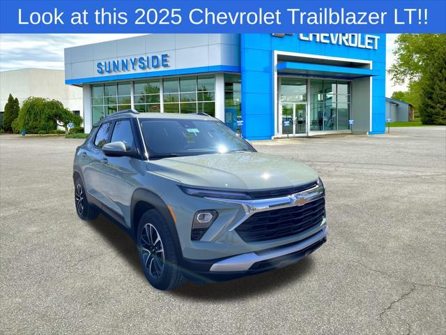 new 2025 Chevrolet TrailBlazer car, priced at $27,146