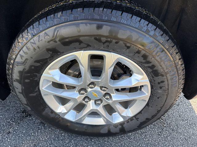 used 2022 Chevrolet Traverse car, priced at $26,795