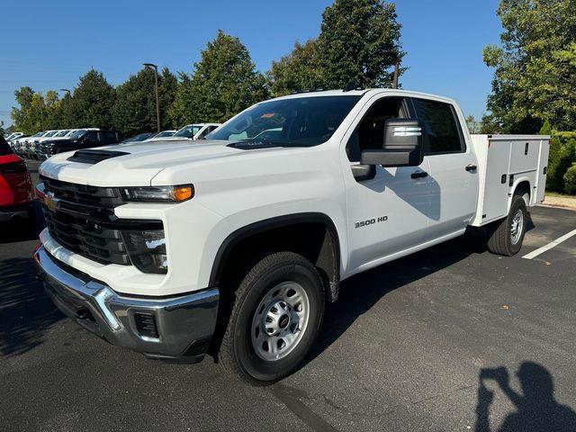 new 2024 Chevrolet Silverado 3500 car, priced at $65,302