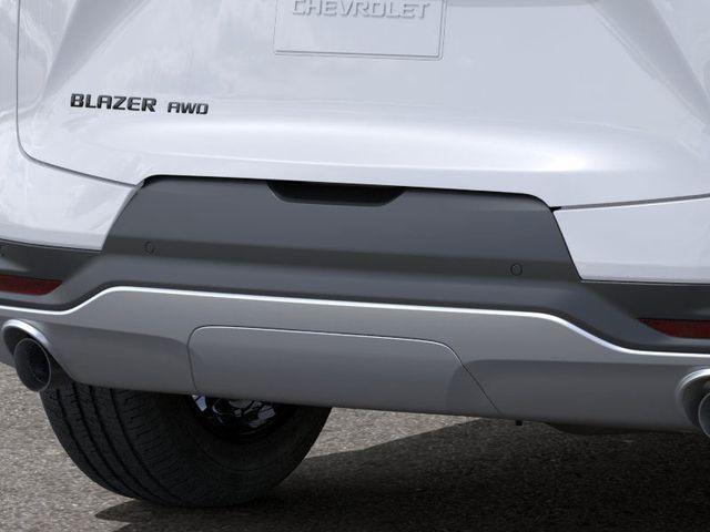 new 2025 Chevrolet Blazer car, priced at $44,196