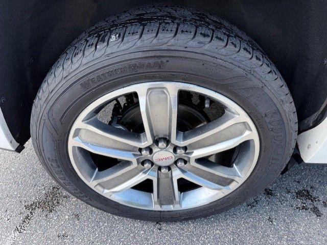 used 2017 GMC Acadia car, priced at $15,495