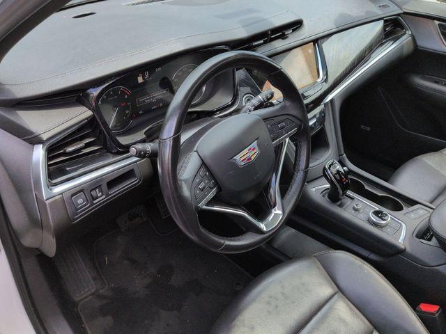 used 2023 Cadillac XT6 car, priced at $31,295