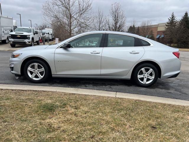 used 2020 Chevrolet Malibu car, priced at $14,995