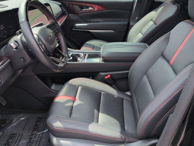 used 2024 Chevrolet Traverse car, priced at $53,295