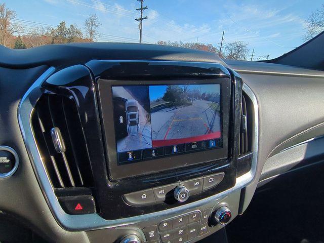 used 2023 Chevrolet Traverse car, priced at $33,000
