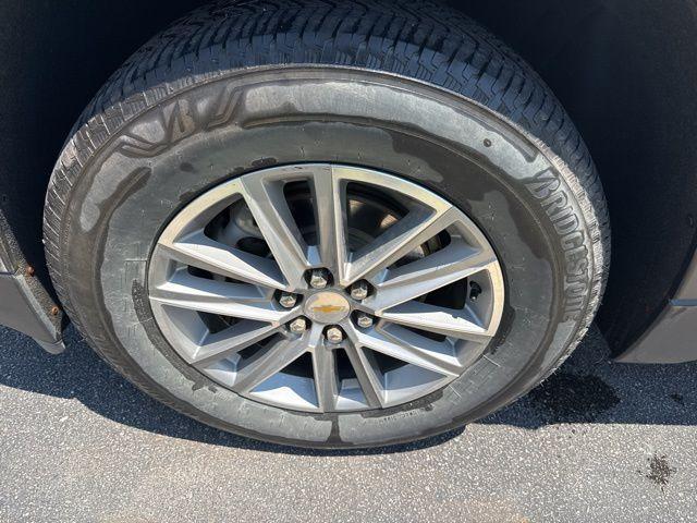 used 2022 Chevrolet Traverse car, priced at $25,995