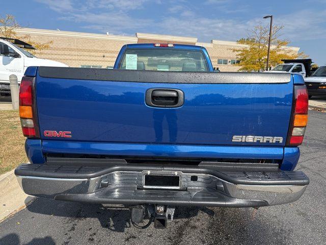 used 2004 GMC Sierra 2500 car, priced at $13,495