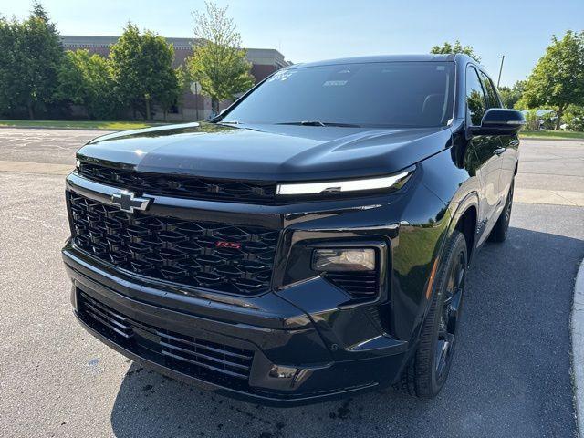 used 2024 Chevrolet Traverse car, priced at $53,995