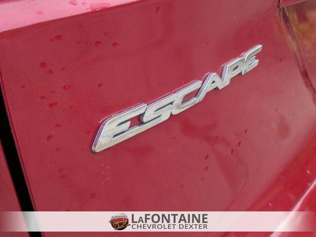 used 2013 Ford Escape car, priced at $7,000
