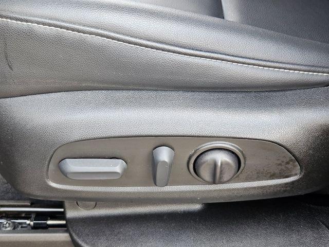 used 2023 Chevrolet Traverse car