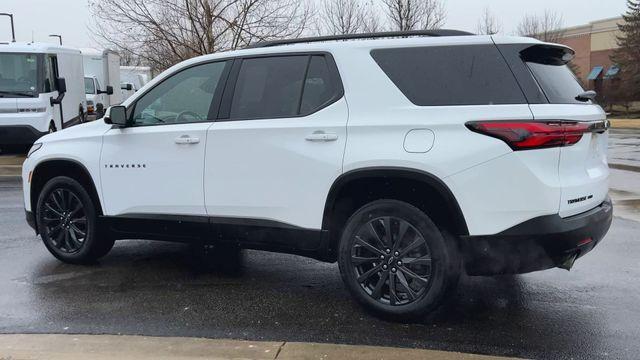 used 2022 Chevrolet Traverse car, priced at $35,379