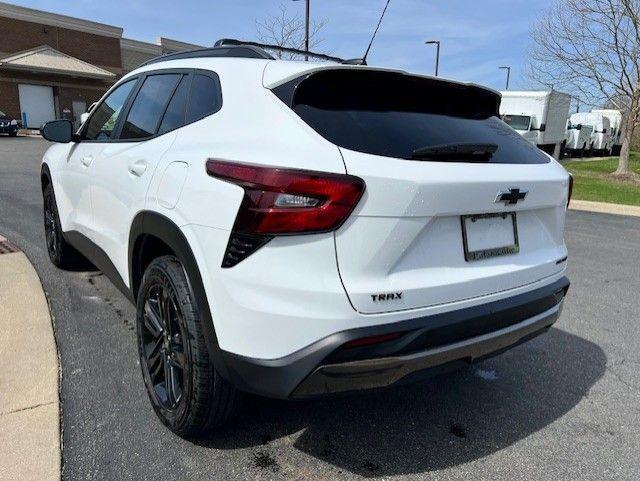 used 2024 Chevrolet Trax car, priced at $23,296