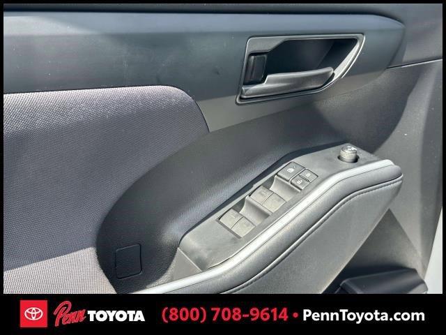 used 2021 Toyota Highlander car, priced at $30,261