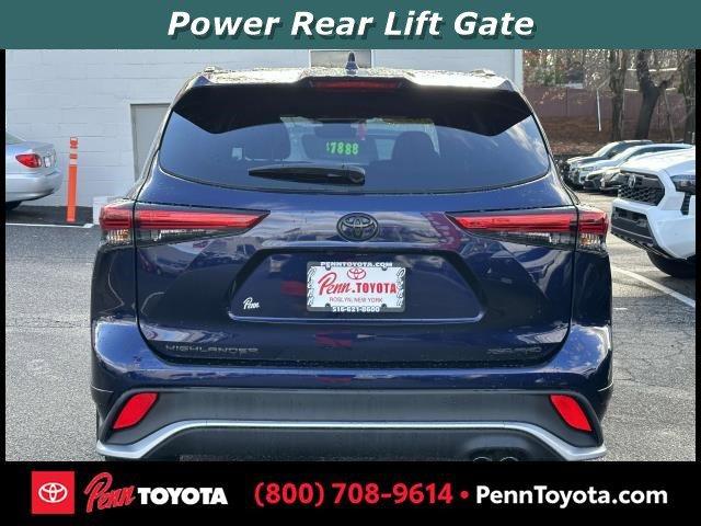 used 2022 Toyota Highlander car, priced at $38,888