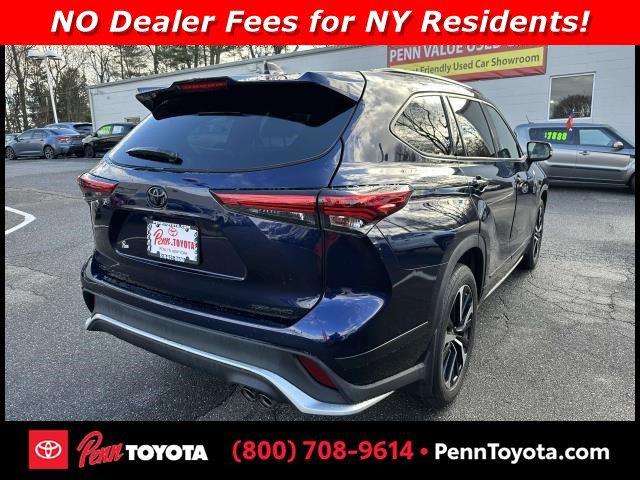 used 2022 Toyota Highlander car, priced at $38,888