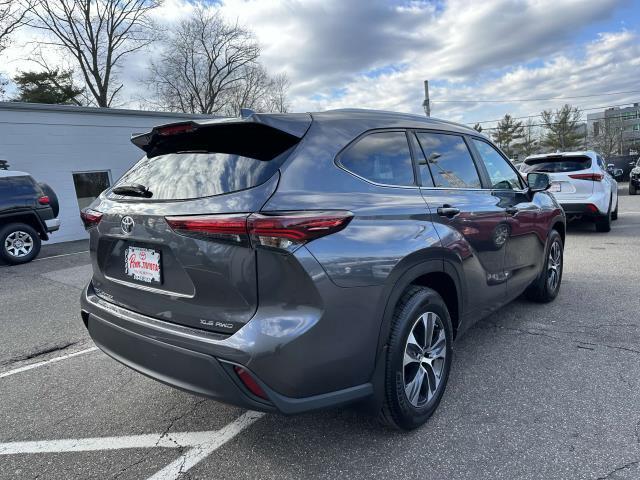 used 2024 Toyota Highlander car, priced at $42,995