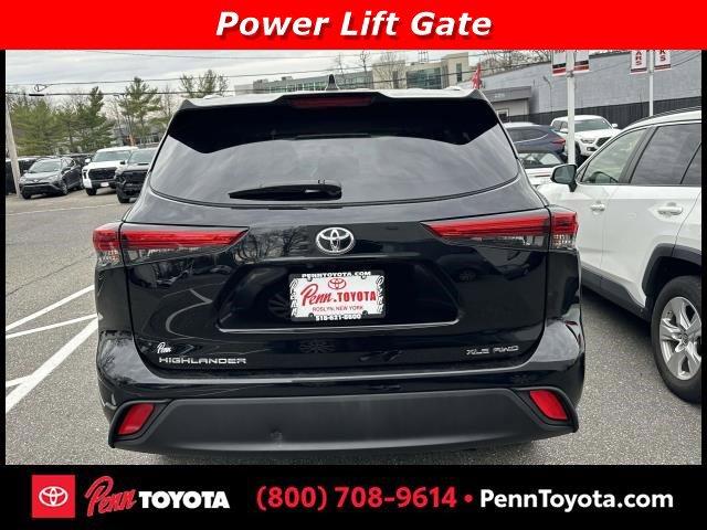 used 2022 Toyota Highlander car, priced at $34,995