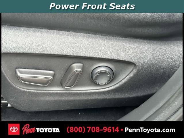 used 2022 Toyota Highlander car, priced at $37,988