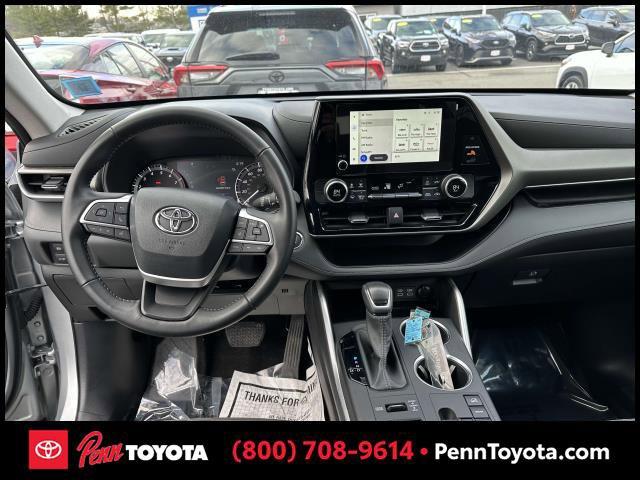 used 2023 Toyota Highlander car, priced at $35,995