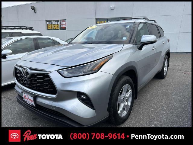 used 2023 Toyota Highlander car, priced at $35,995