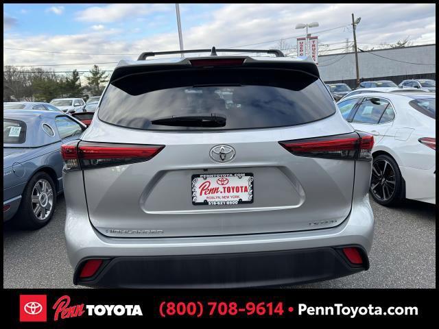 used 2023 Toyota Highlander car, priced at $35,995