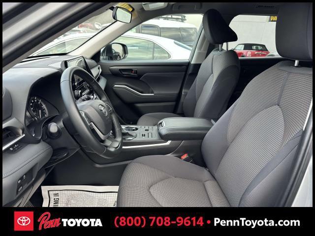 used 2023 Toyota Highlander car, priced at $35,995