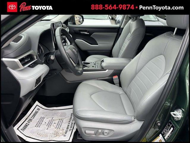 used 2023 Toyota Highlander car, priced at $39,191