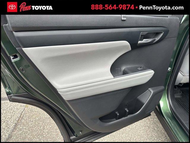 used 2023 Toyota Highlander car, priced at $39,191
