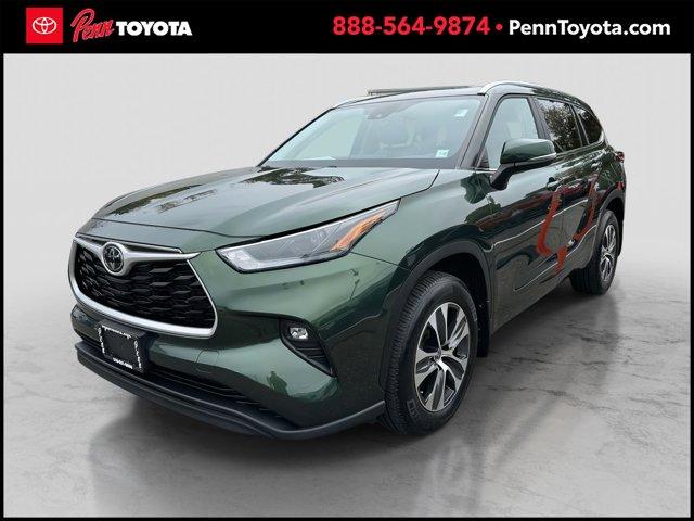 used 2023 Toyota Highlander car, priced at $39,191