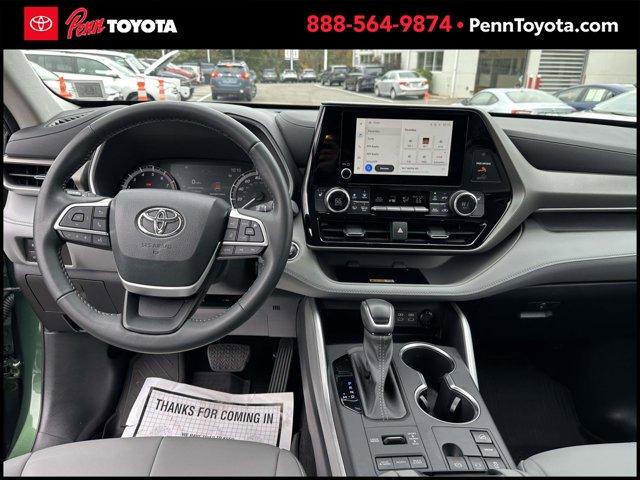 used 2023 Toyota Highlander car, priced at $39,191