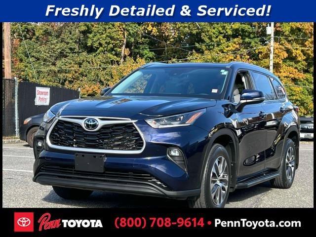 used 2021 Toyota Highlander car, priced at $33,188